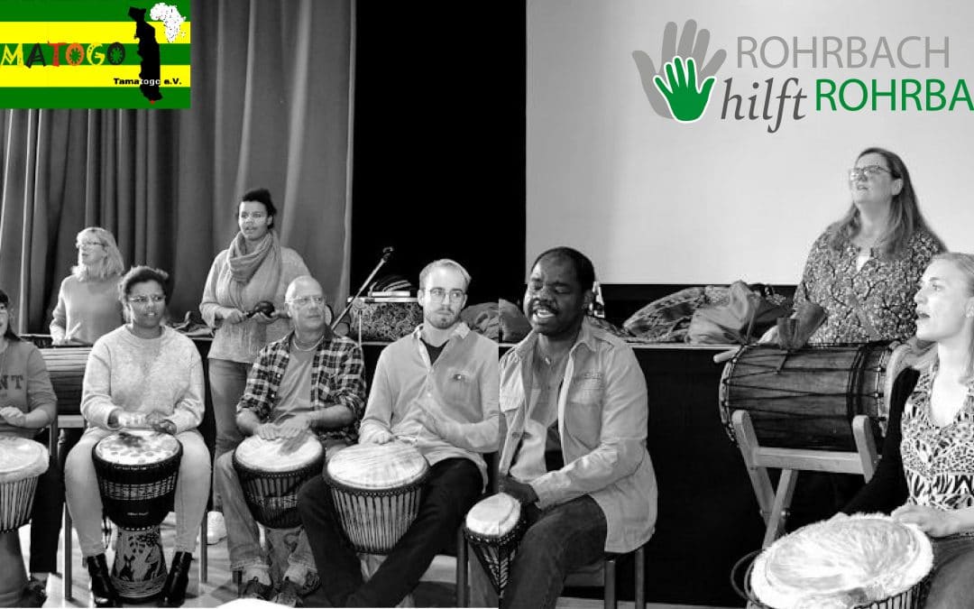 Rhythmus am Rathaus mit Tamatogo – Afrikanische Trommeln